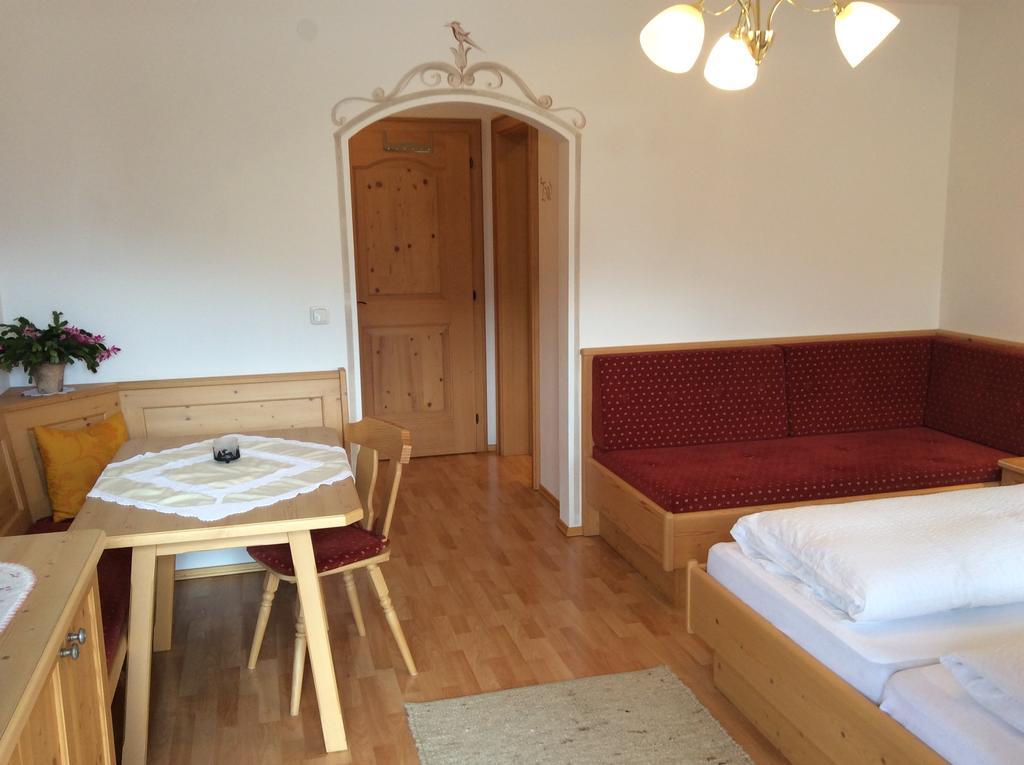 Klammer Gabi Obertilliach Kamer foto