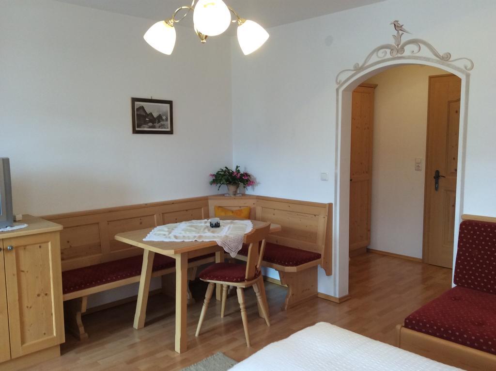Klammer Gabi Obertilliach Kamer foto