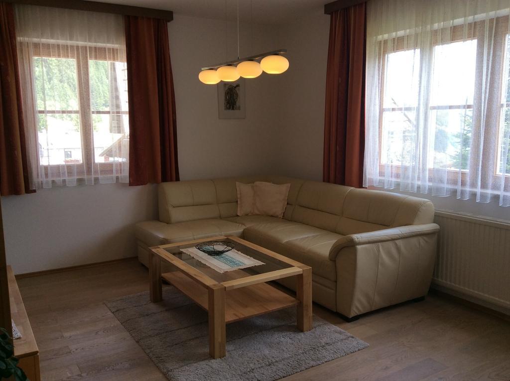 Klammer Gabi Obertilliach Kamer foto